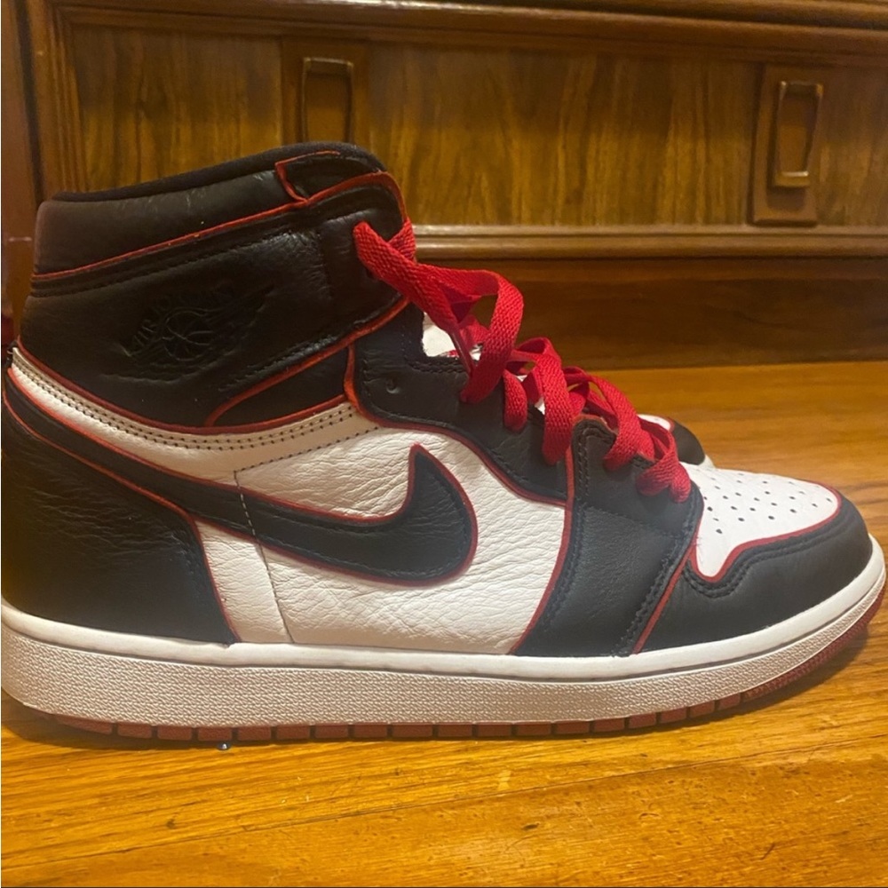 Jordan 1 bloodline